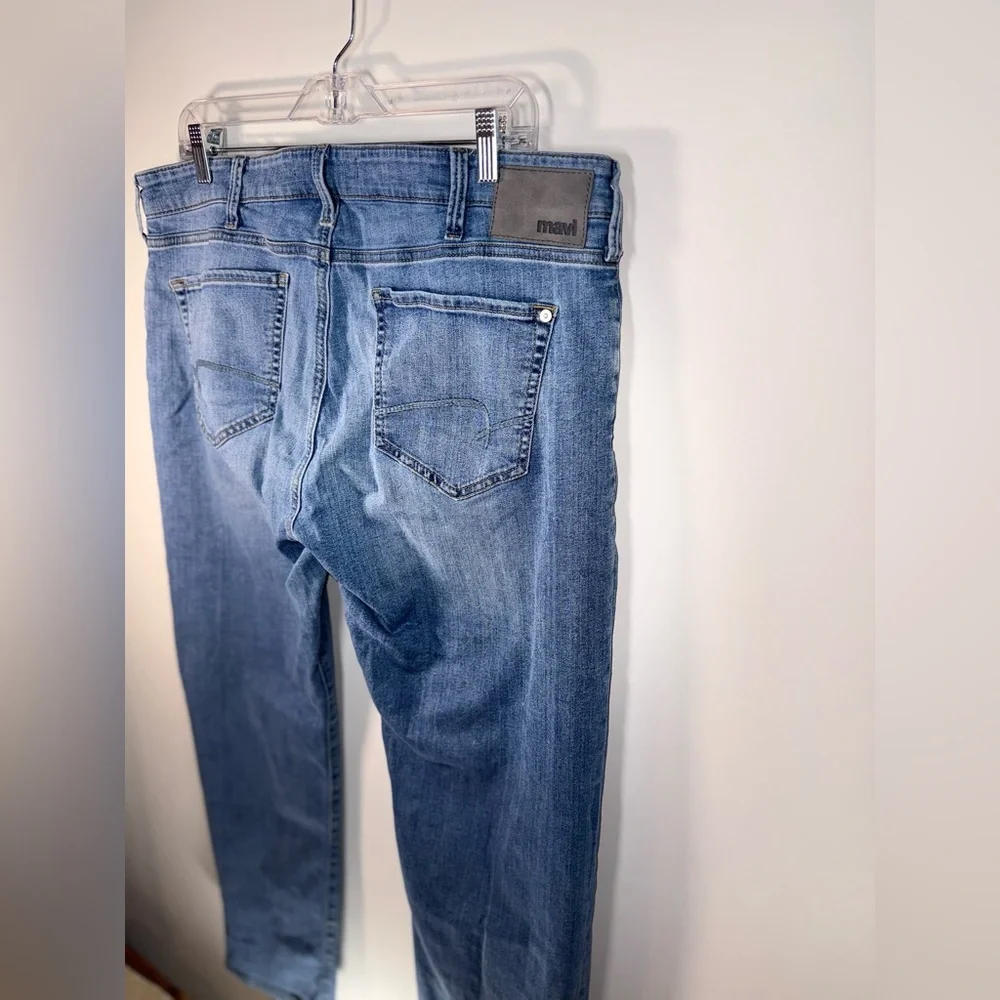 Mavi Designer Men's Zach Straight Blue Jeans size 36/32